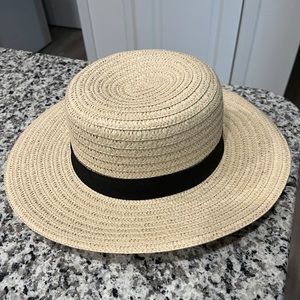 Boater hat